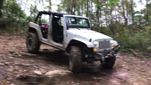 Heather-flexin-out-the-Jeep-238680312.mp4