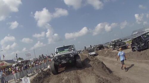 Matt-Jeep-Beach-2014-93067856.mp4